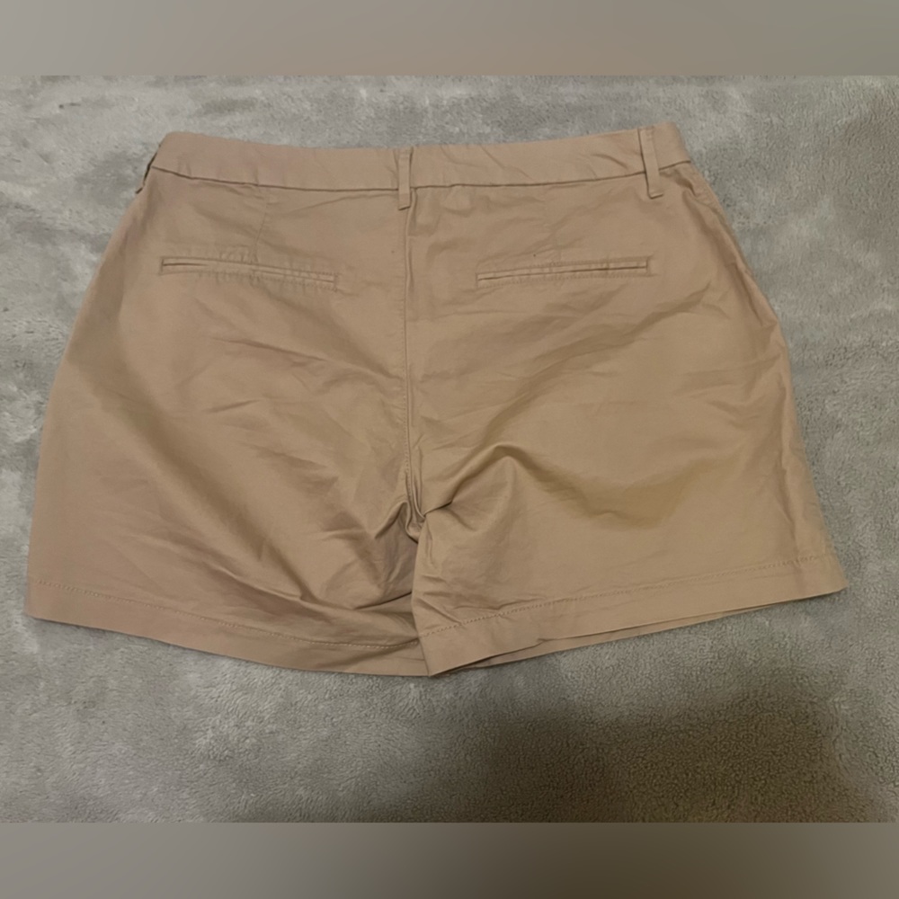 Shorts - Picture 3 of 3